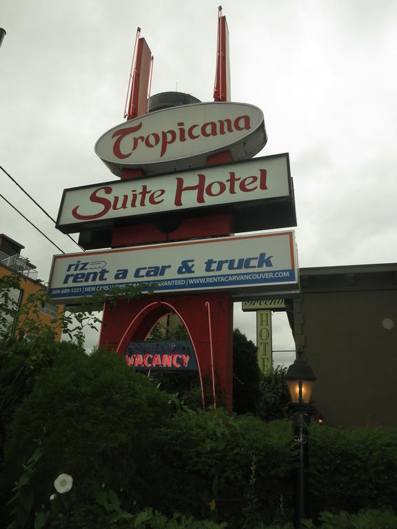 Tropicana Suite Hotel Vancouver Exterior photo